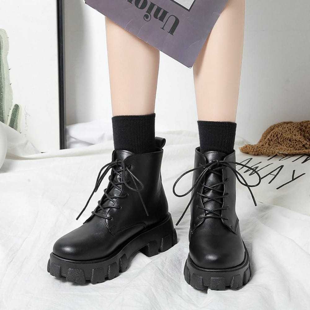 HOT Sepatu boots wanita Korean style sepatu boots korea
