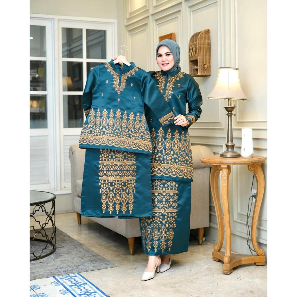 Satu Set Kebaya Tunik Kurung Bordir Melayu Couple Ibu Dan Anak Kebaya Malaysia Kebaya Kondangan