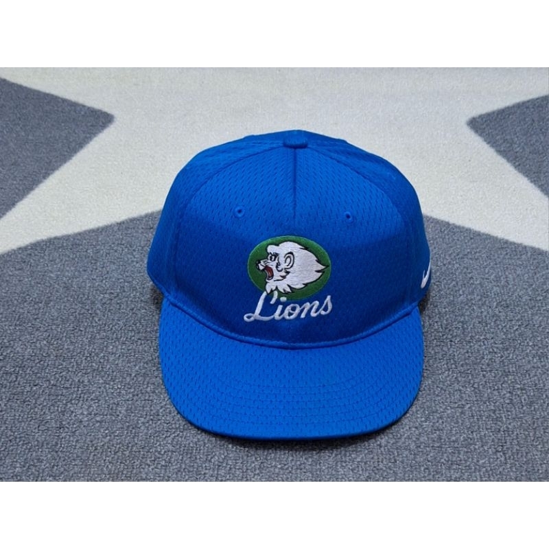 topi snapback lions unik second original bekas