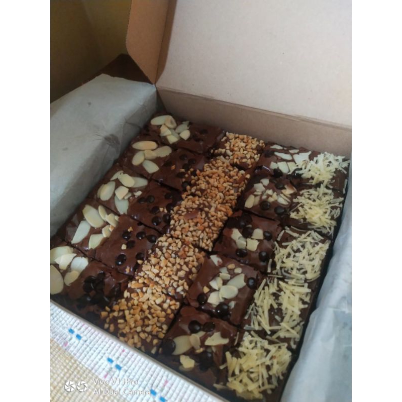 

brownies cube