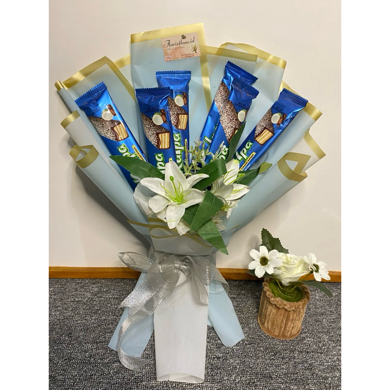 

Buket Snack | Buket Bunga Artificial | Buket Jajan | Buket bunga | FREE KARDUS | Hadiah Ultah | Kado untuk teman