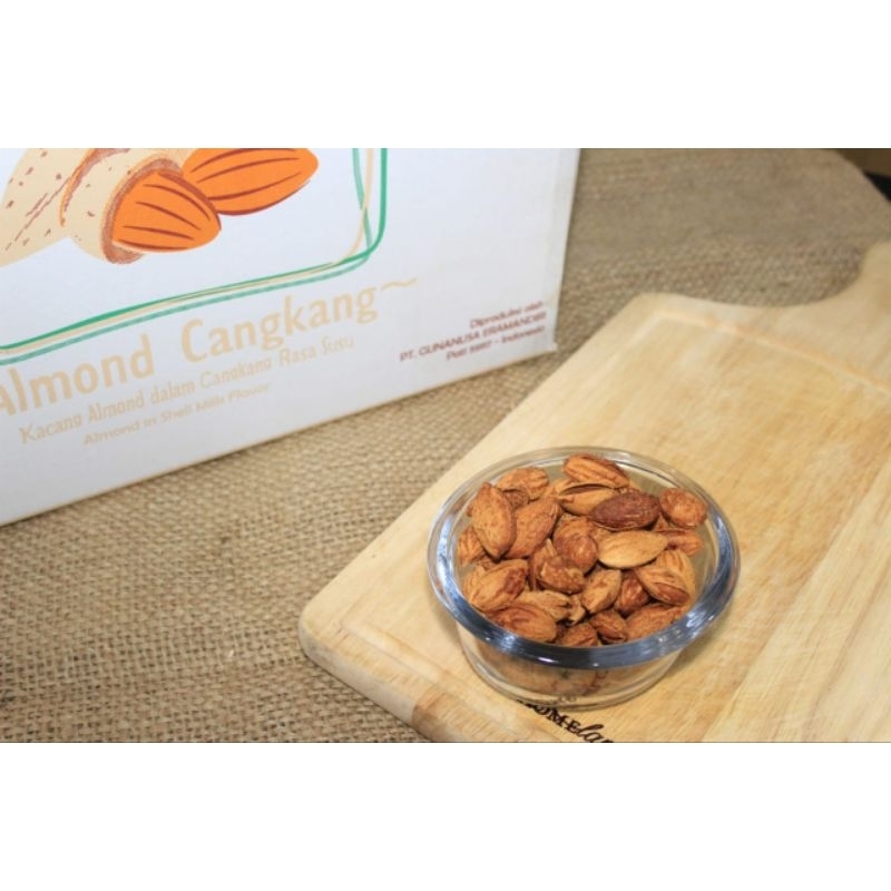 

Almond Cangkang Susu John Farmer kemasan 500gram