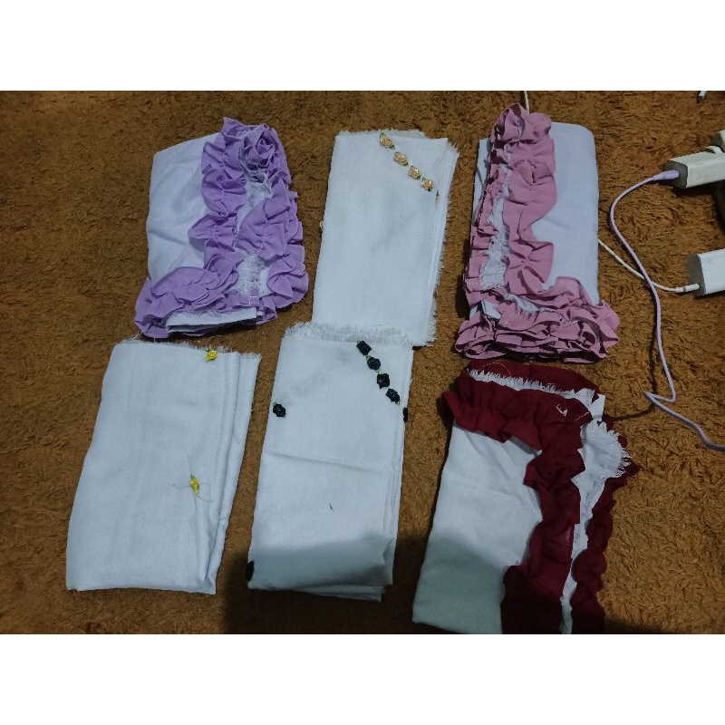 [Preloved] KERUDUNG SEGIEMPAT KRIWIL DAN BANDO BUNGA/KERUDUNG ANAK EPSON