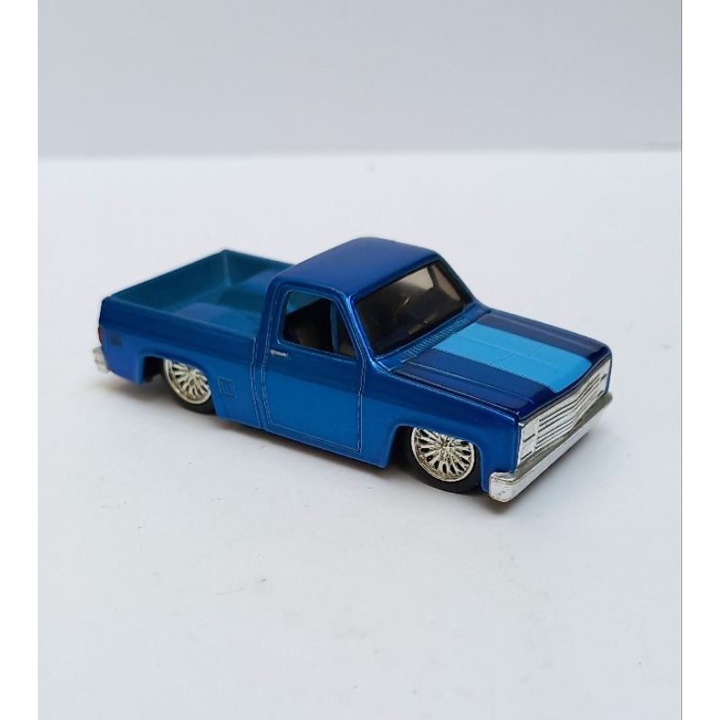 maisto 1987 chevy 1500 silverado 1/64 loose diecast