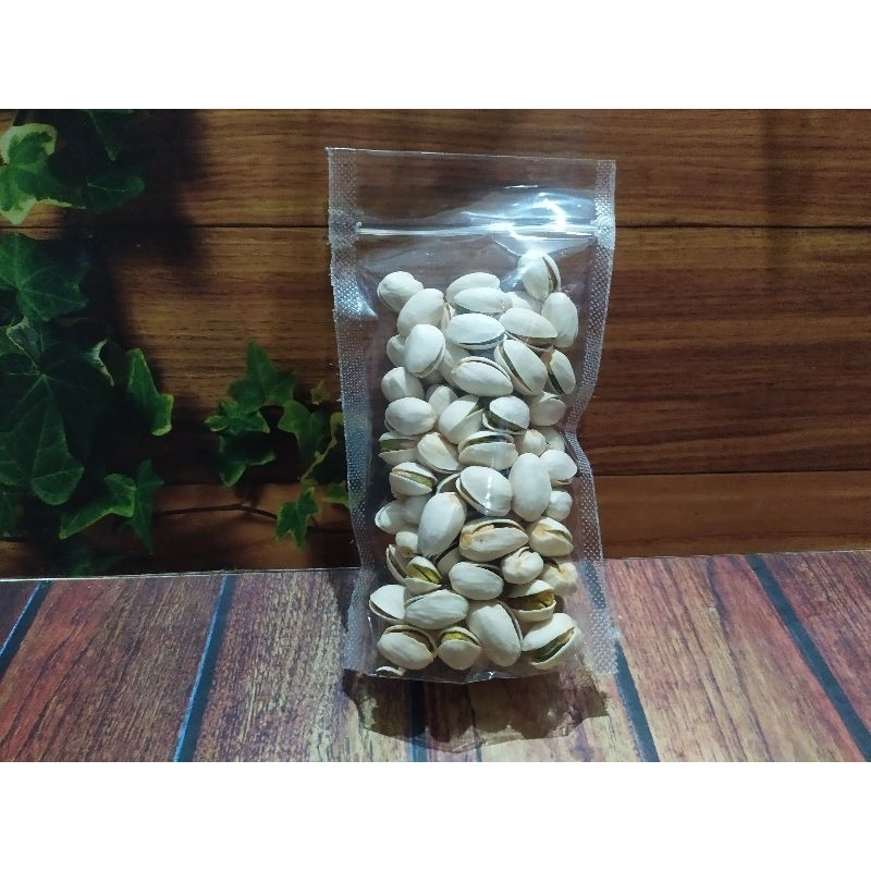 

Kacang Fustuk Pistachios Pistachio Fustuck Arab 100gr