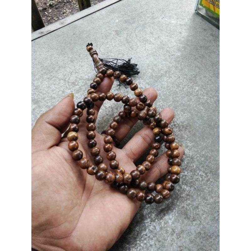 Tasbih Gaharu Buaya