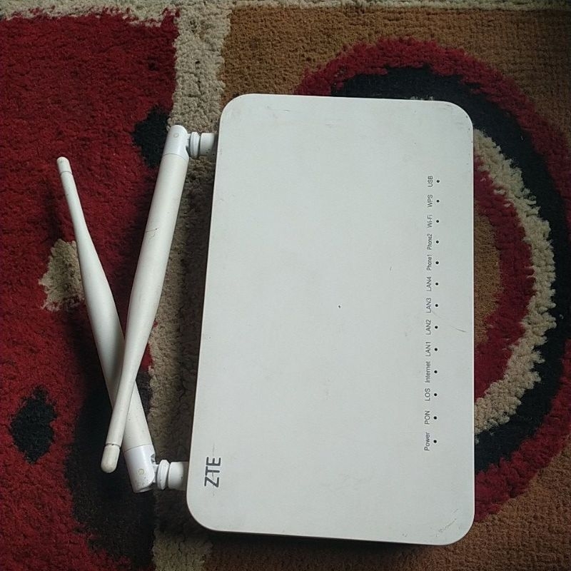 Rauter ZTE V3 F609 Gpon ONT port Hijau