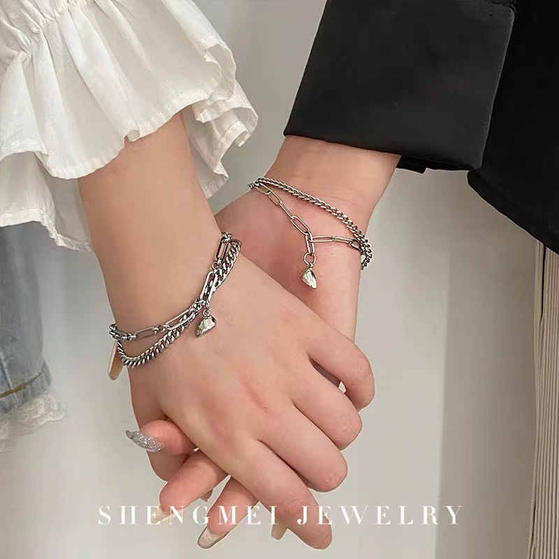 Gelang Couple Titanium Wanita Anti Karat Gelang Emas Putih Couple Lamaran Mewah Desain Klasik