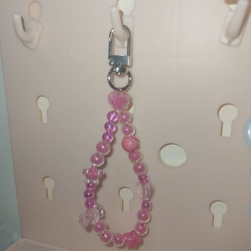 Gantungan Tas Keychain Multifungsi Manik Manik PINK