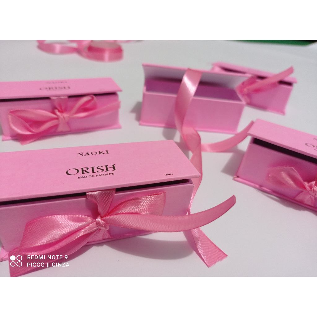 

Gift Box 21x11x6,5 cm || Kotak Kado Custom || Kotak Kado accesories || hampers || Kotak Perhiasan Emas
