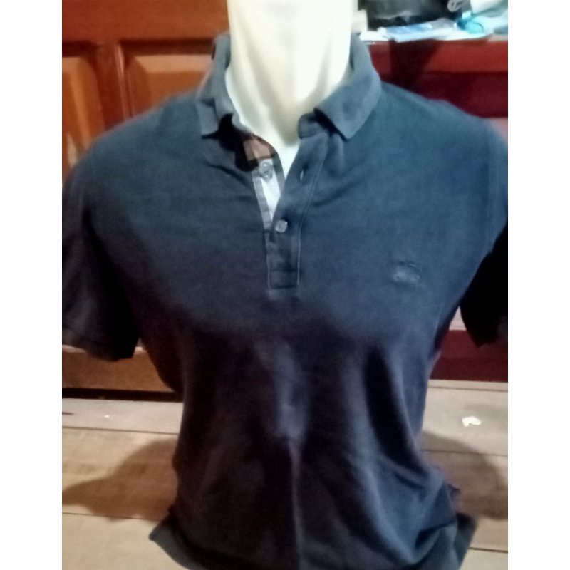 kaos polo branded Burberry preloved