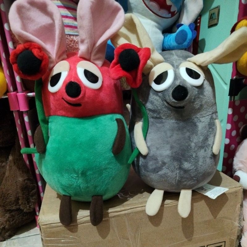 Sepasang boneka tikus