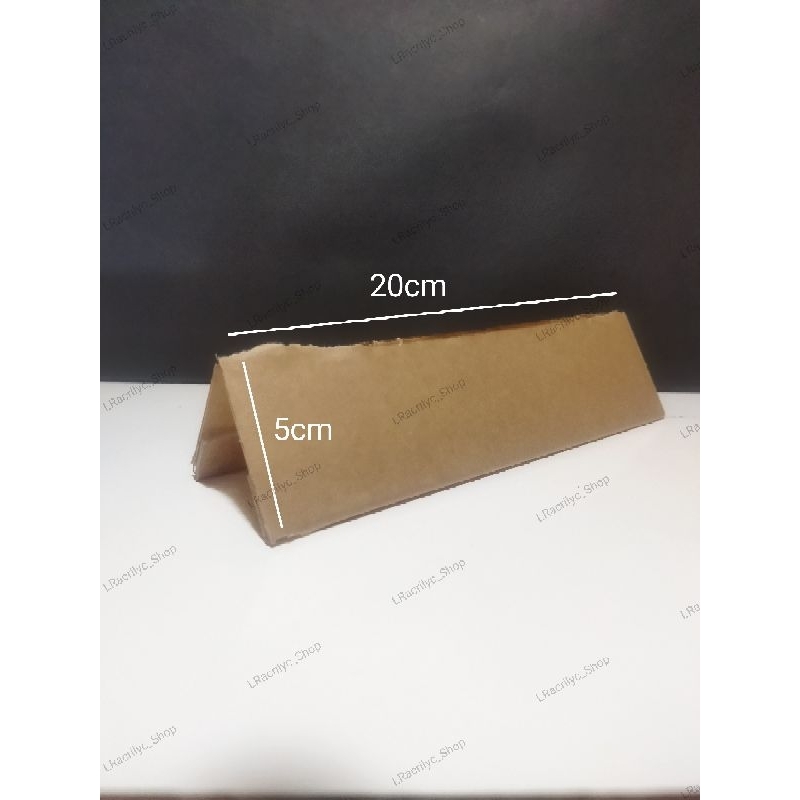 

AKRILIK PAPAN NAMA 2 SISI UKURAN 20X5cm