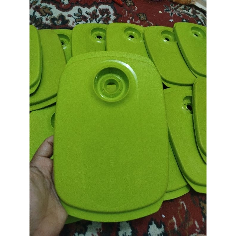 tutup byo second tanpa katup warna hijau tutup byo Tupperware