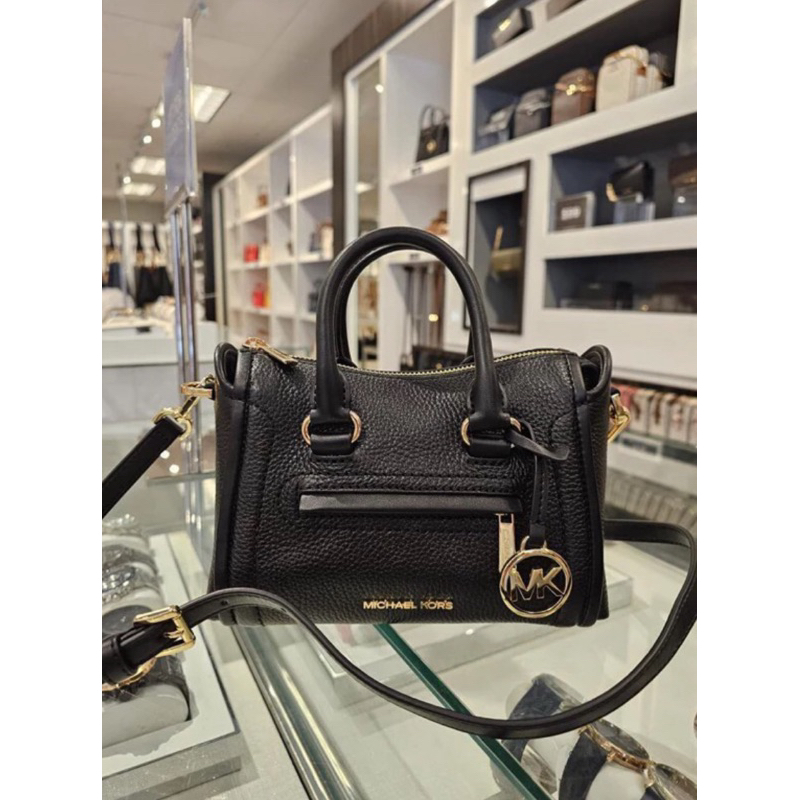 Tas wanita Michael kors MK Carine size xs. Black New