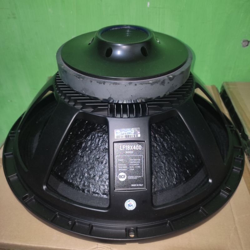 Speaker 18 Inch RCF 18x400