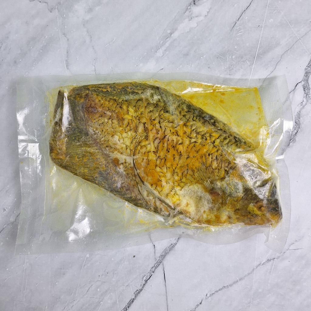 

Gurame Ungkep Bumbu Kuning