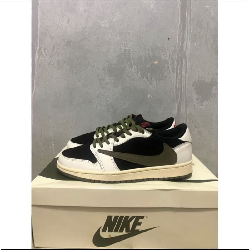 Air jordan 1 travis scoot Olive US 9.5 ( 26,5cm )