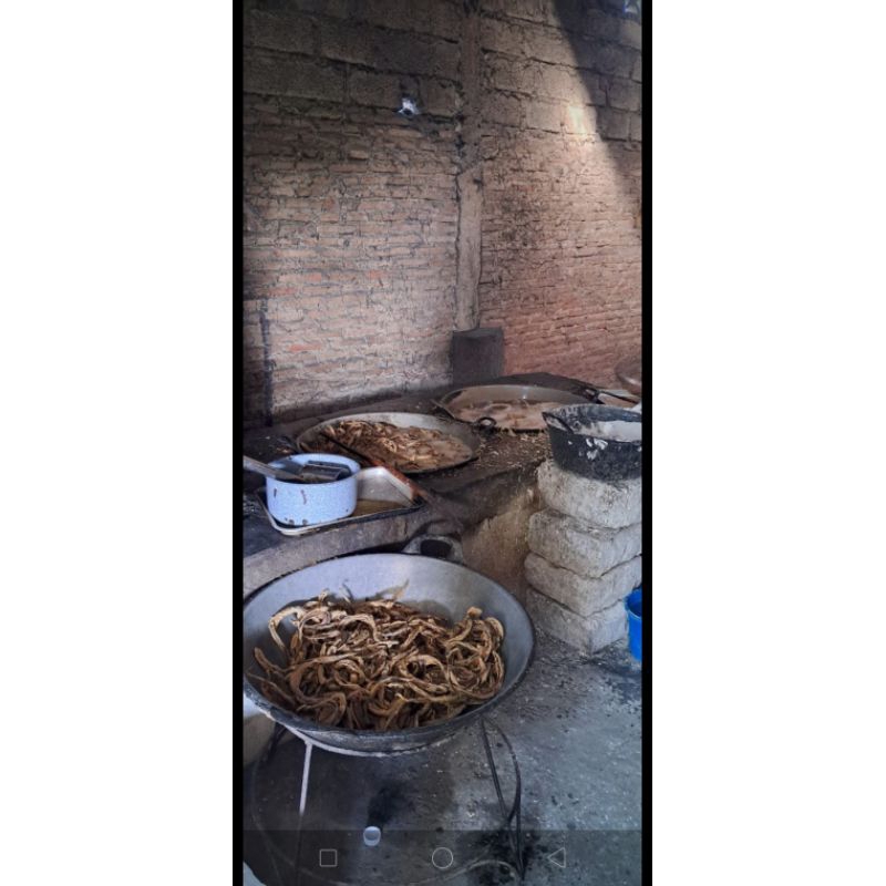 

KERIPIK BELUT TEPUNG TIPIS 500GRAM KHAS KLATEN