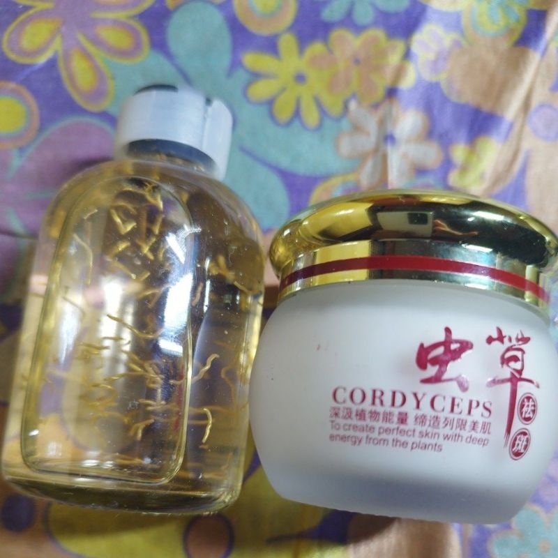 yu chun mei cordycep krim malam dan toner collagen 50ml herbal hci iso
