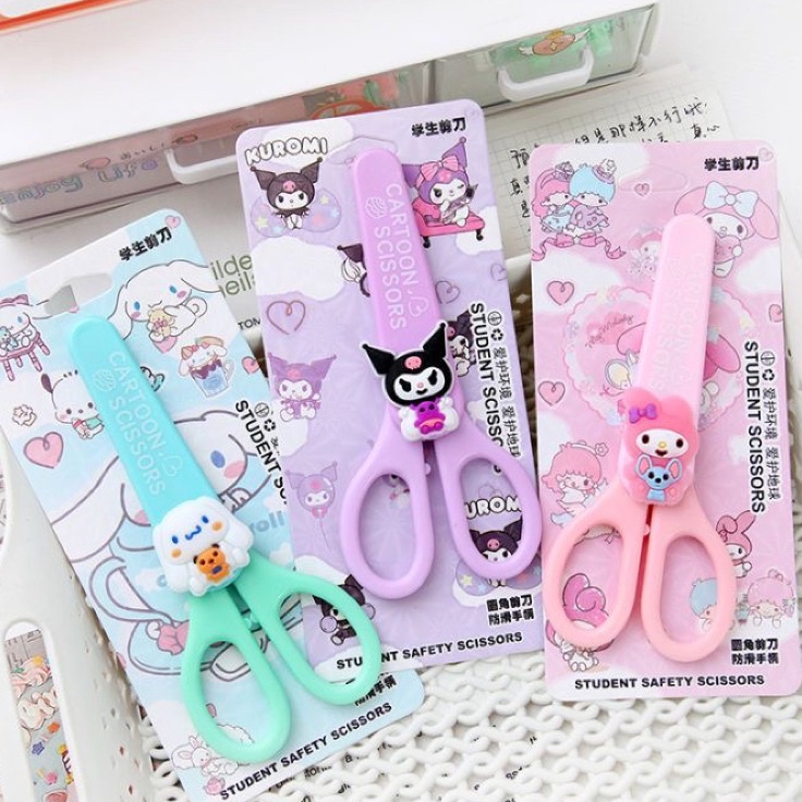 

Diskon Terunik GUNTING KERTAS KARAKTERGUNTING SANDRIOOO GEMOY