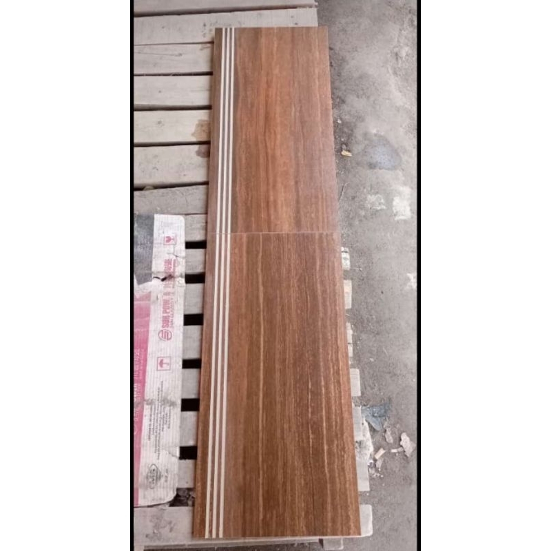 Granit Anak Tangga 30x60 Stepnosing Brown Matt