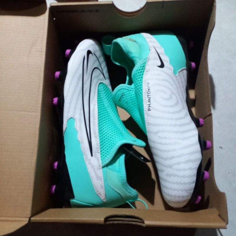 Nike Phantom GX Academy fg sepatu bola nike original