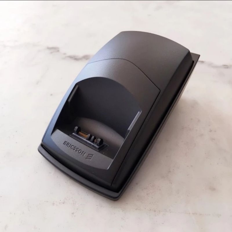 Desktop Ericsson T28 T39 R320 R380 R520 CDW-10 Fullpack Original