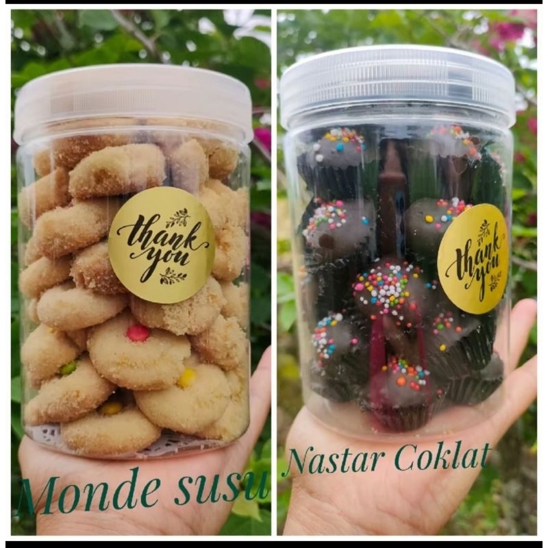 

kue nastar coklat dan kue janit atau Monde susu