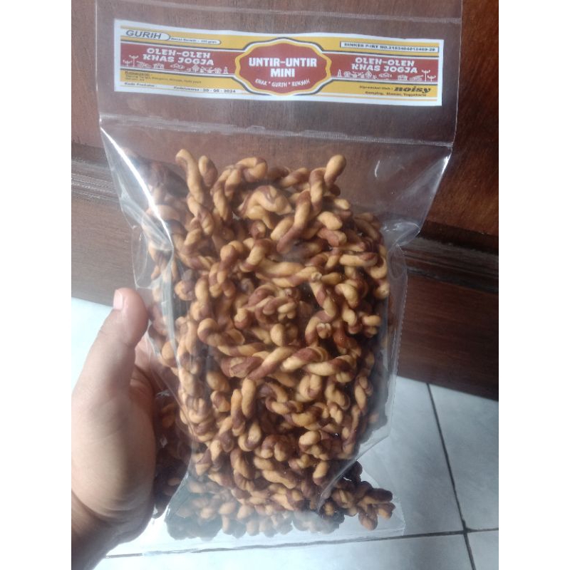 

Untir untir mini manis gurih kriuk kriuk oleh oleh Jogja Yogyakarta murah