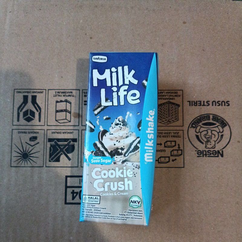 

Milk Life Milkshake Cookie Crush cookies&cream susu UHT 200ml 1pcs