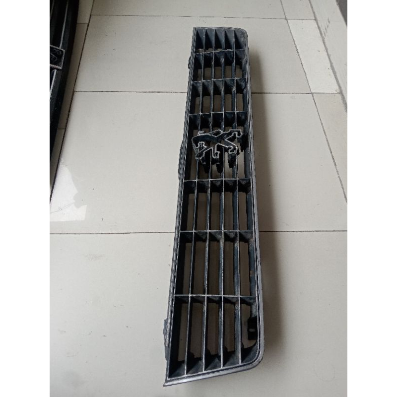 grill peugeot 505