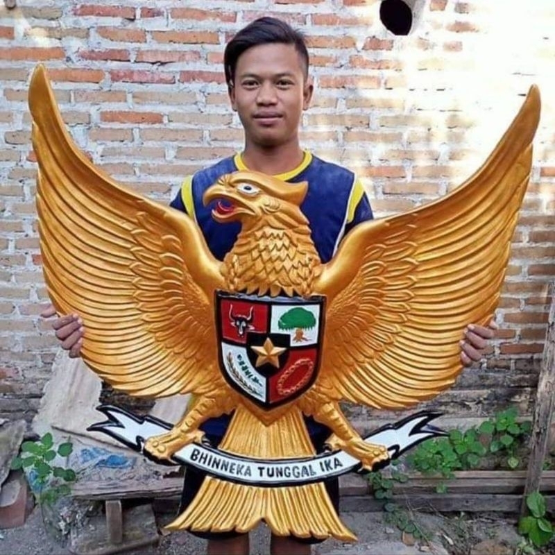 Patung Lambang Garuda 3D bahan fiber ukuran 1 Meter / Besar