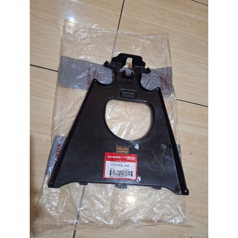 cover tutup fuel tank cover penutup tangki bensin honda spacy spasi spesi original ahm honda 17575-k