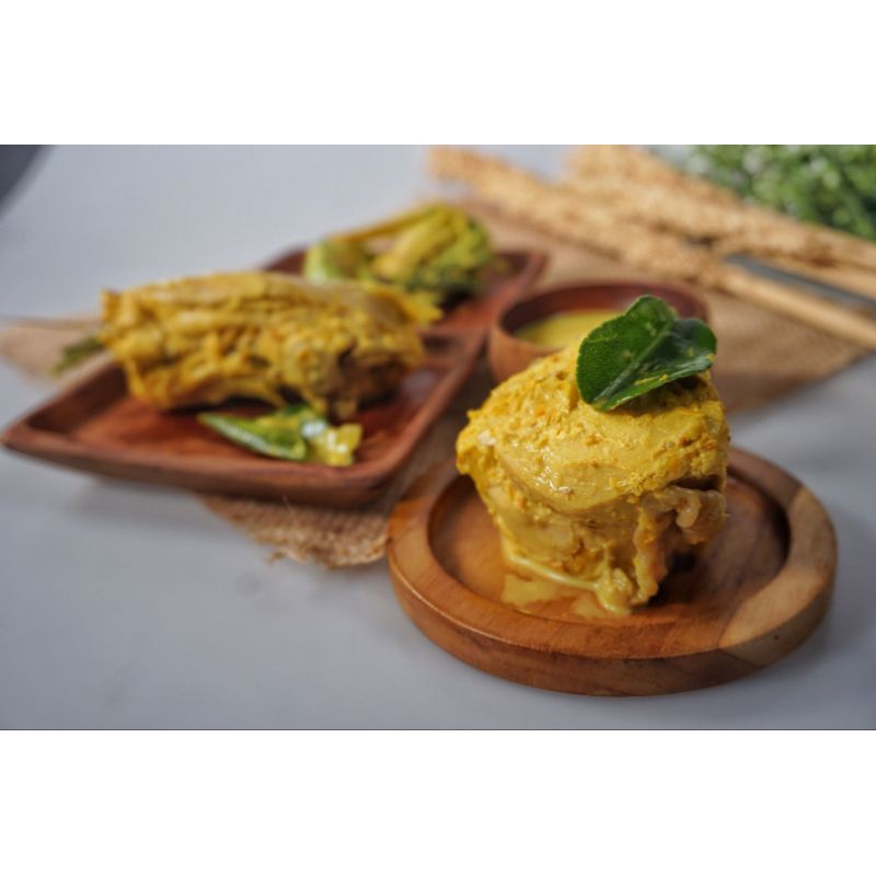 

Ayam Goreng bumbu santan