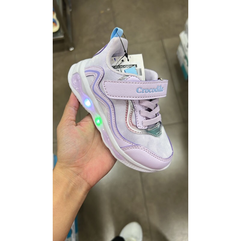 Sepatu Anak lampu Crocodile / Sneakers Branded Crocodile Kids