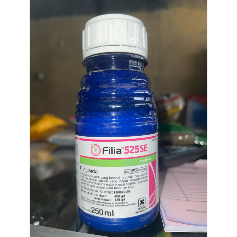 Fungisida Sistemik Filia 525 SE Bahan Aktif Trisiklazol 400g/l Propikonazol 125 g/l