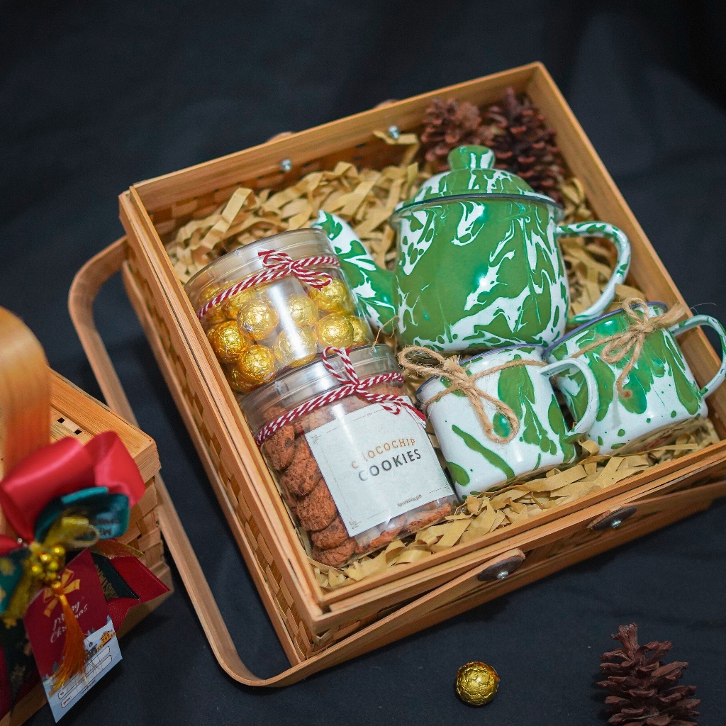 

JASMINE Hampers Merry Chrismas Mewah / Parsel Natal aestetic/ Chrismas Gift Box Premium / Hadiah Xmas cookies / Parcel Natal Keranjang Unik