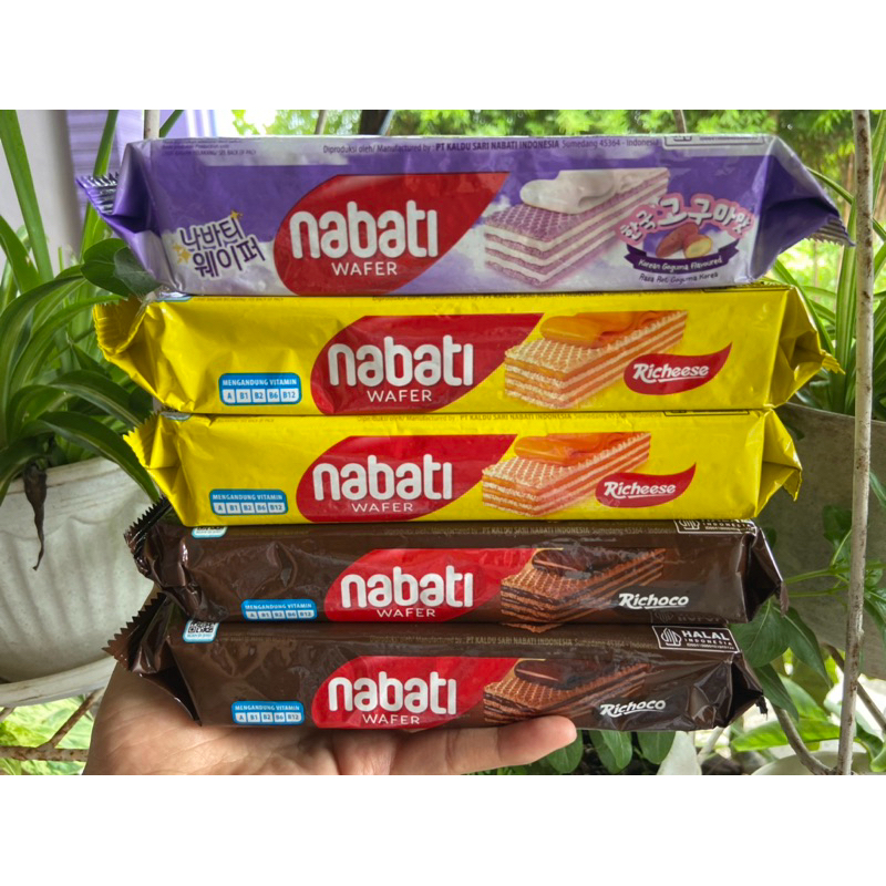 

NABATI wafer isi 110 gram. harga termurah