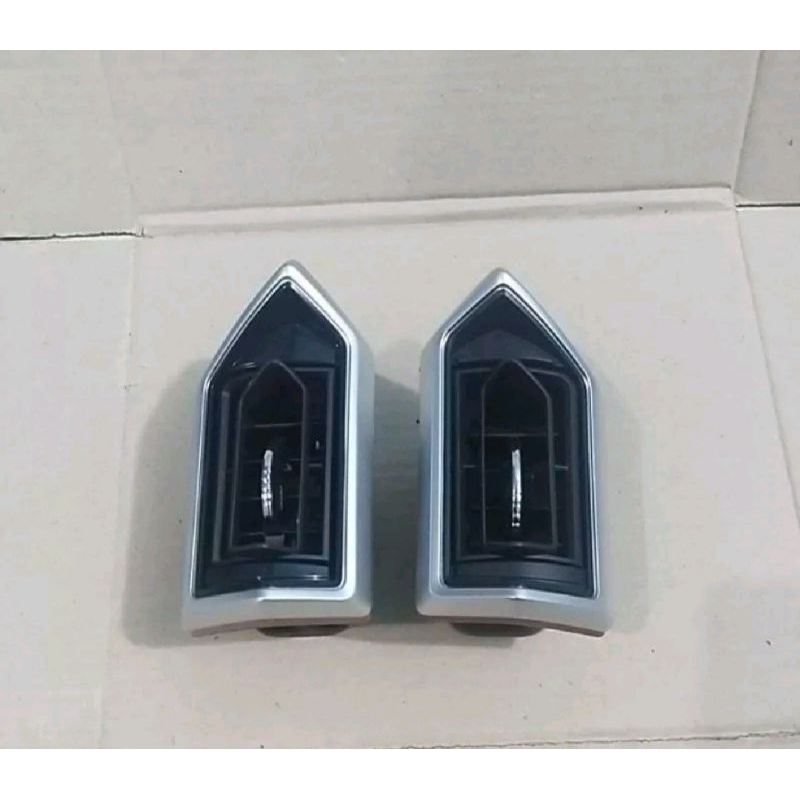 kisi-kisi AC dashboard bagian depan mobil Avanza Veloz Xenia original