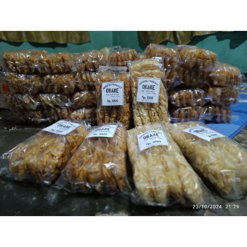 

KeripikPangsit DaunJeruk