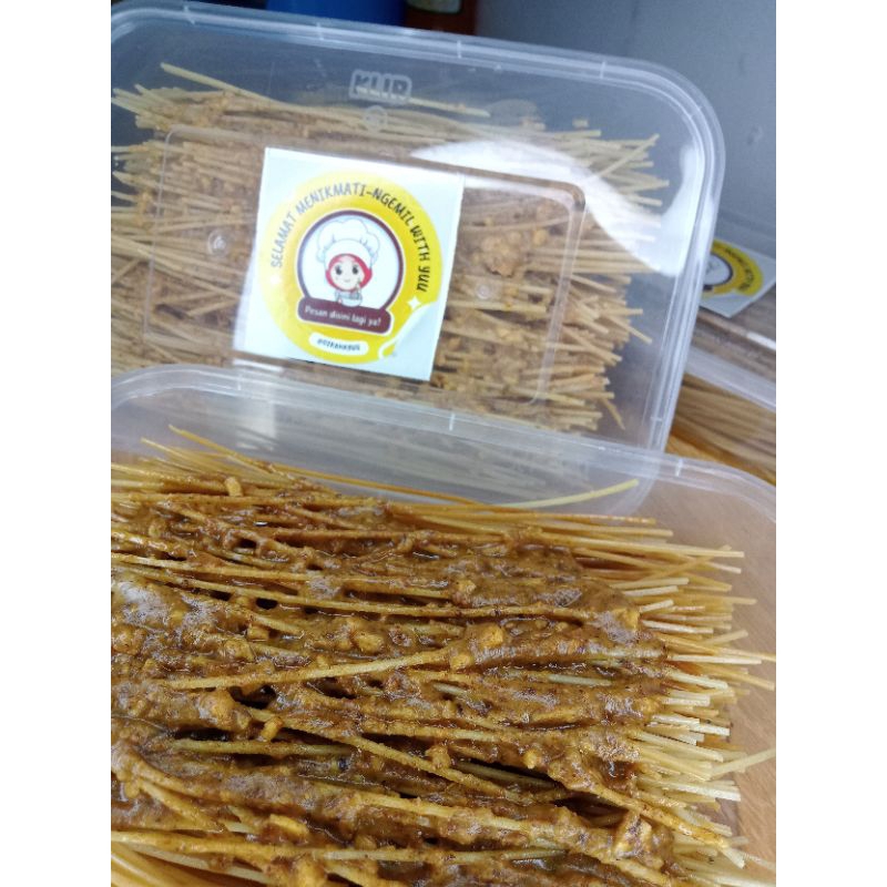 

Mie Lidi Bumbu basah varian Extra Pedas NGEMIL WITH YUU Kemasan 250 gram