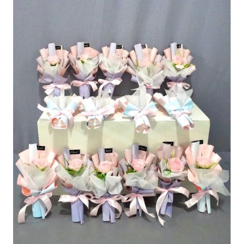 Buket mini / BUKET BUNGA / BUKET KECIL / BUKET GRADUATION