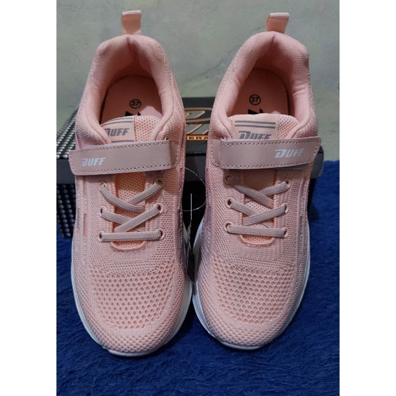 sepatu Duff