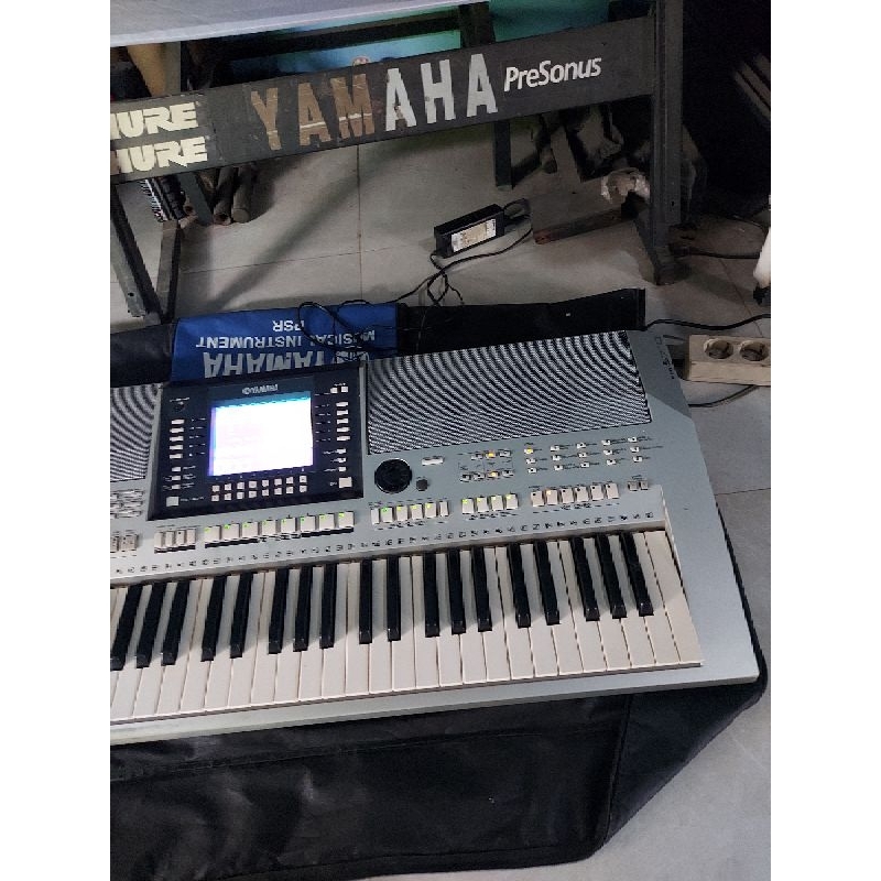 YAMAHA PSR S710 siap pakai