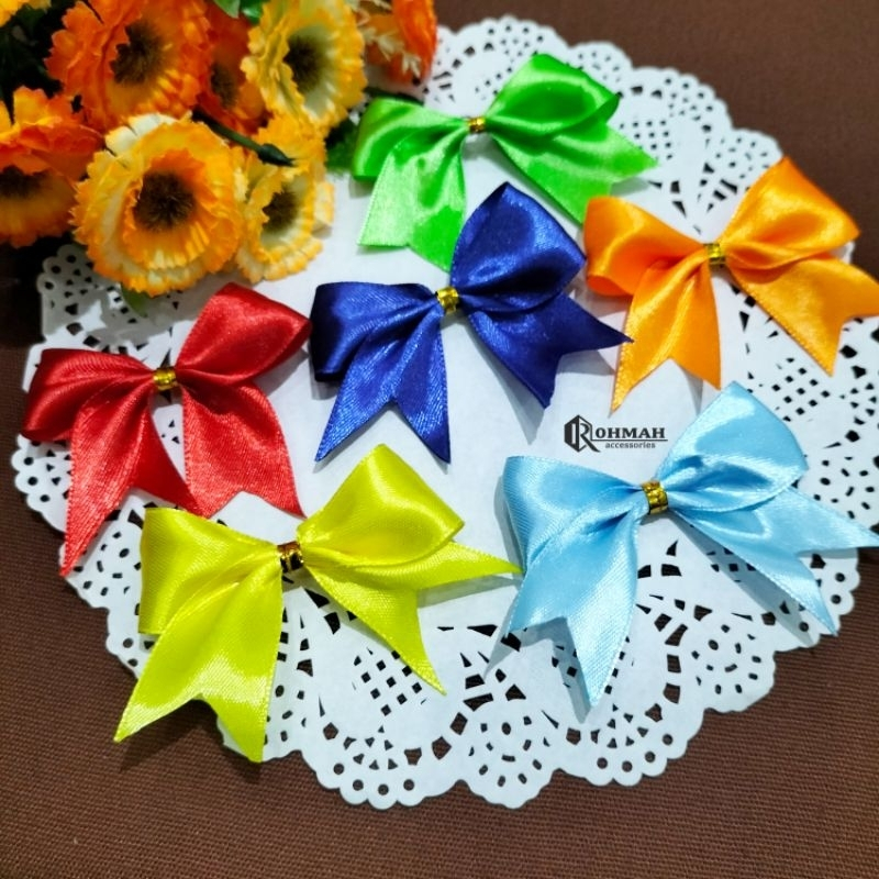 

(1PCS) PITA SOUVENIR / PITA KADO / PITA HAMPERS / PITA APLIKASI / PITA PARSEL / PITA SATIN 2cm