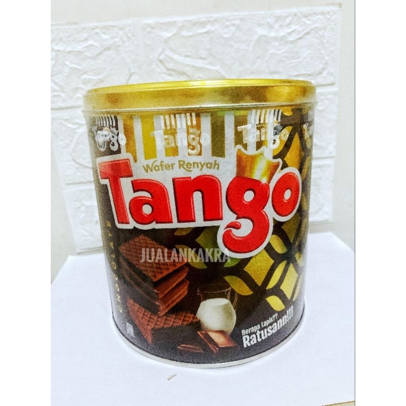 

Kaleng wafer tango 240 Gram rasa vanilla & coklat