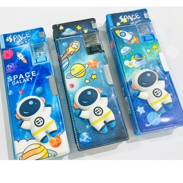 

KOTAK PENSIL MAGNIIT EMBOSS/3D 551-2 ASTRONOT