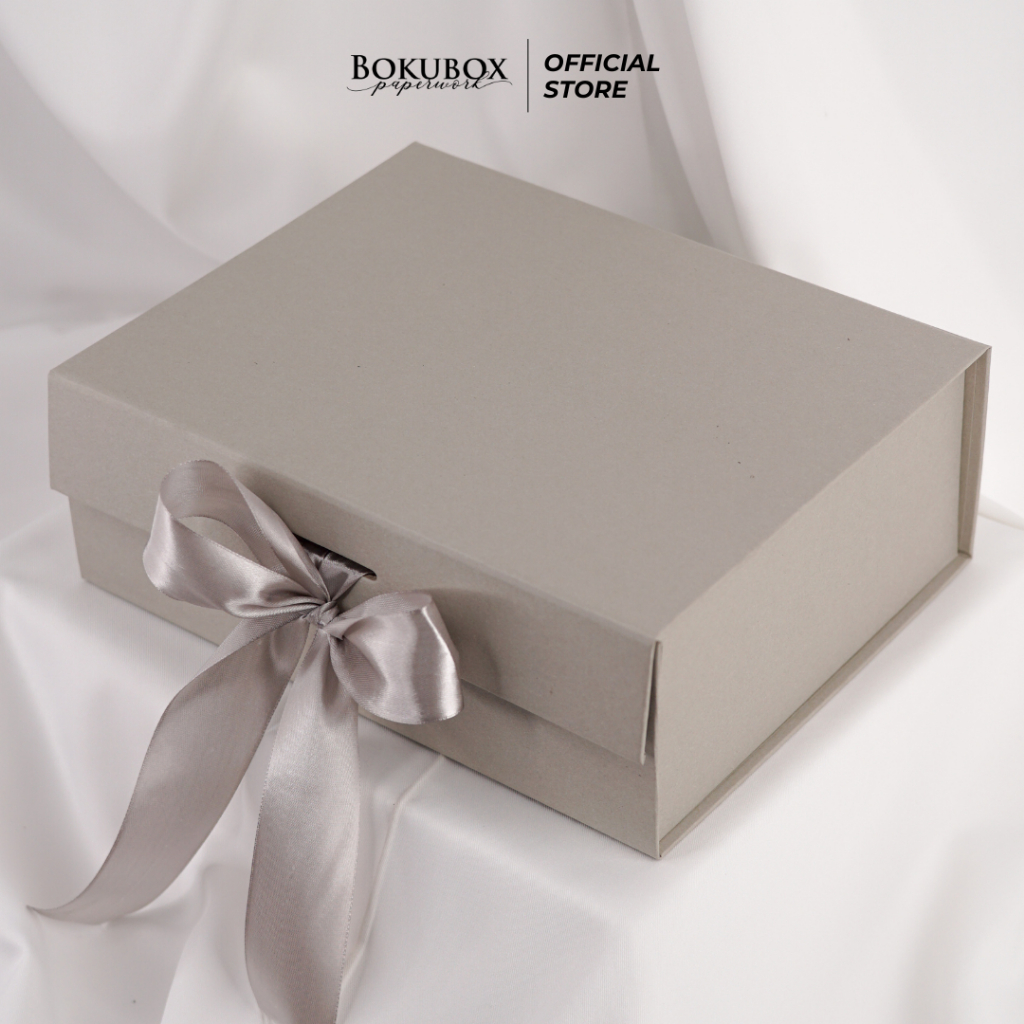 

[30x25x8] CLAY box kancing pita / kancing magnet / hard box / birthday box / gift box / box kado / box ultah