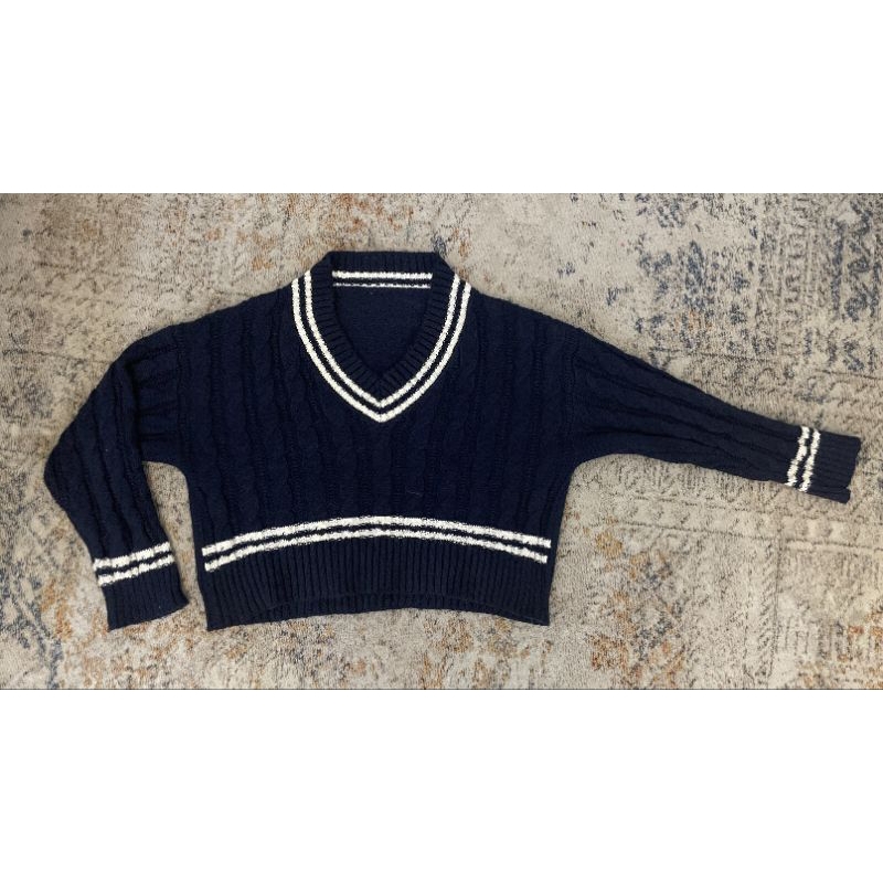 Preloved sweater crop rajut